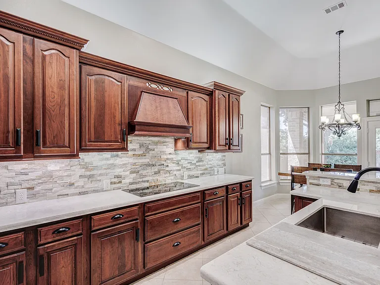2045 Mason Dr — Photo 7