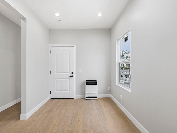 2nd image of 1221 E 1st St #14