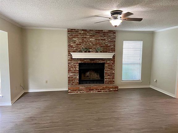 2nd image of 3004 Brittney Ln
