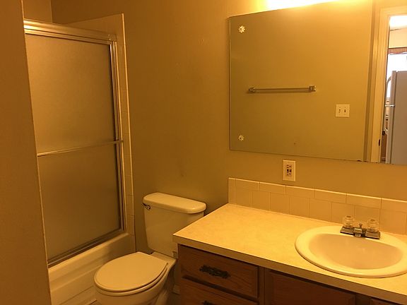 4th image of 800-806 Berry St #802