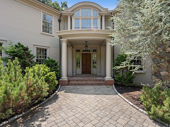 4th image of 145 Dutton Rd