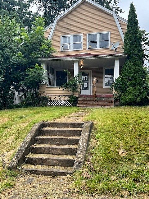 1st image of 315 Norwood Ave