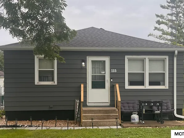 115 1st St N, Rockwell, IA 50469