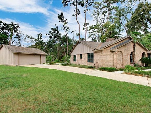 3rd image of 1902 Crystal Springs Dr