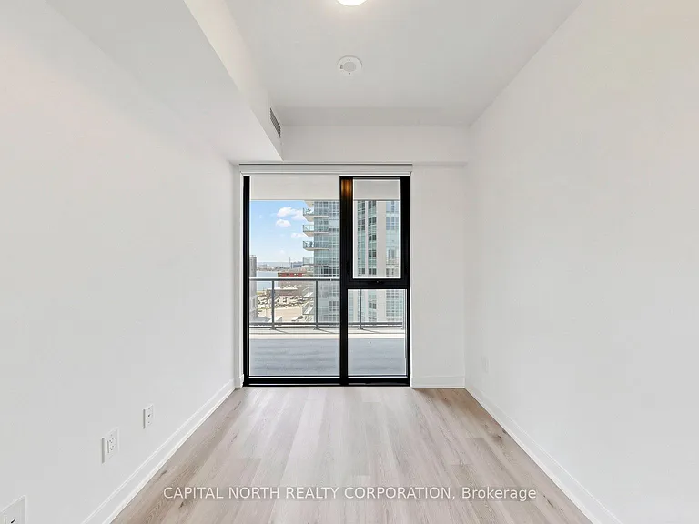 2075 Lakeshore Rd #708 — Photo 16