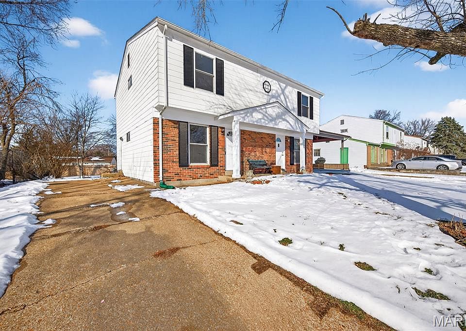 1st image of 2233 Campus Dr