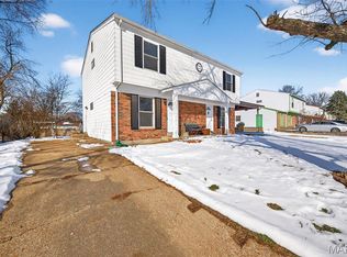 2233 Campus Dr, Saint Charles, MO 63301