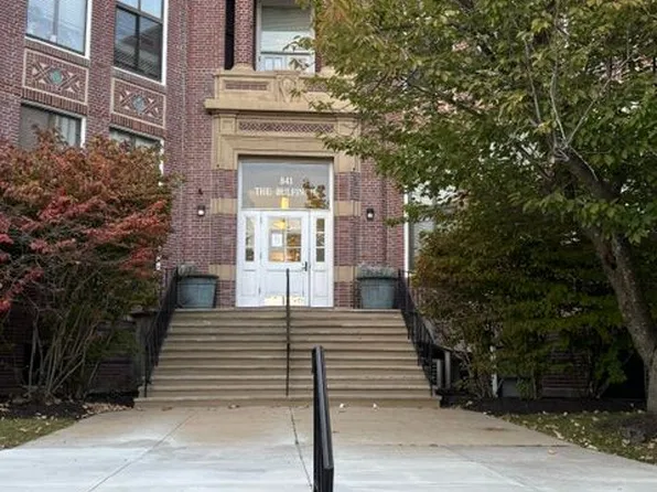 841 Parker St APT 302, Roxbury, MA 02120