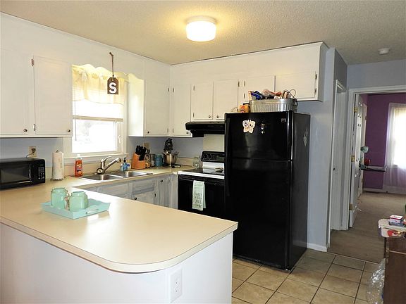 4th image of 312 Southglenn Dr