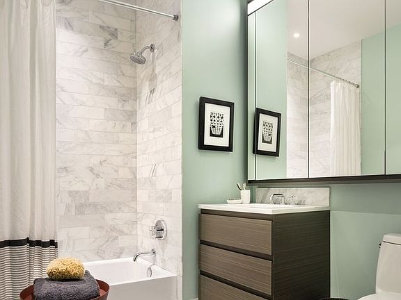 5th image of 530 W 30th St APT 7F