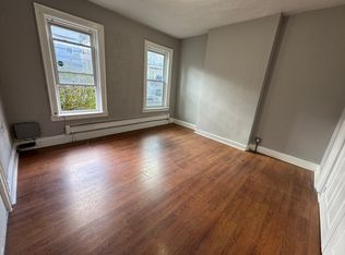 120 Wilkinson Ave #1R, Jersey City, NJ 07305