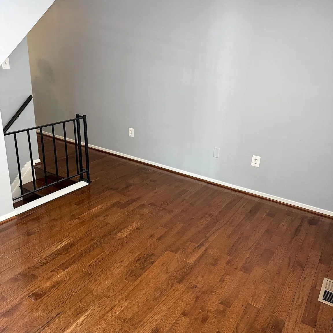 2 bed, $1,650 — Photo 2