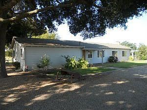 1st image of 3174 Roblar Ave