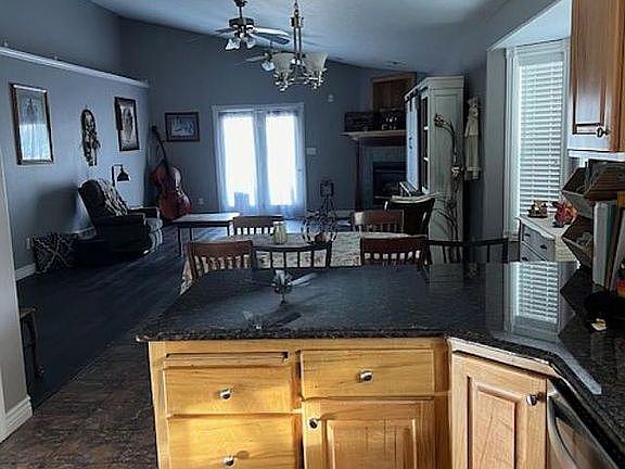 4th image of 811 Katie Ct