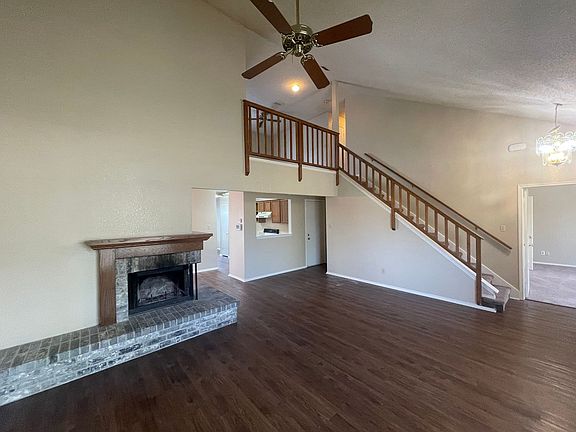 4th image of 430 Sims Dr