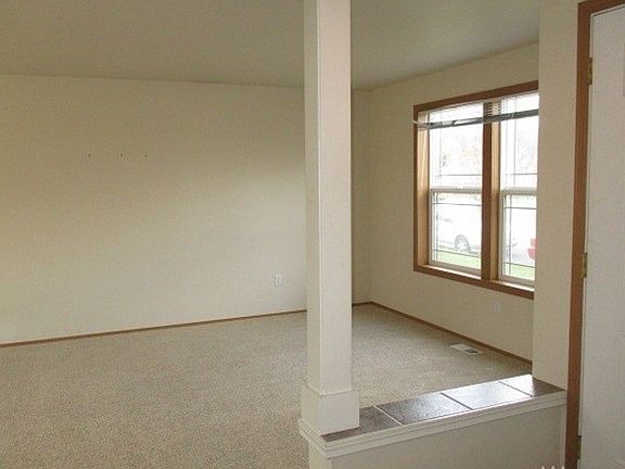 2nd image of 7415 Village Dr #2
