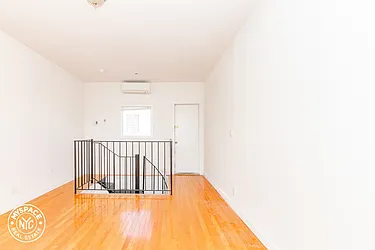 Rented by MySpaceNYC