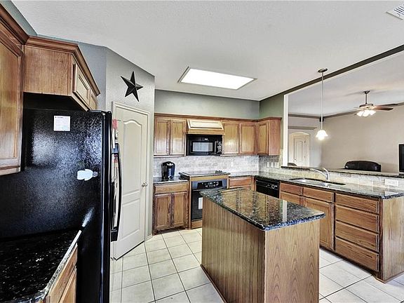 5th image of 1732 Colorado Dr