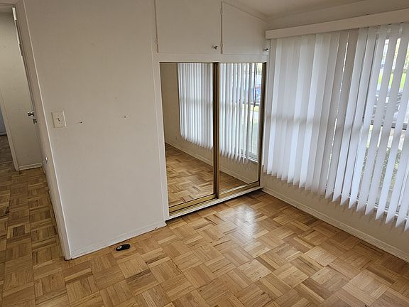 5th image of 5956 Camellia Ave