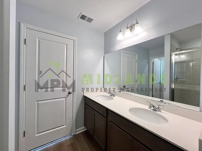 333 Canary Grass Ct — Photo 44