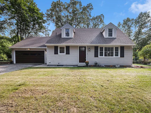 1923 Academy St, Kalamazoo, MI 49006