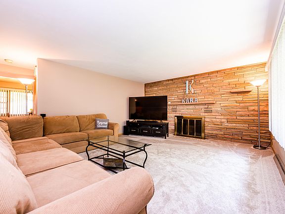 4th image of 2334 Marral Dr