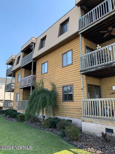 1st image of 309 Lake Place Condo Drive #309
