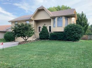 109 NW 101st Ter, Kansas City, MO 64155