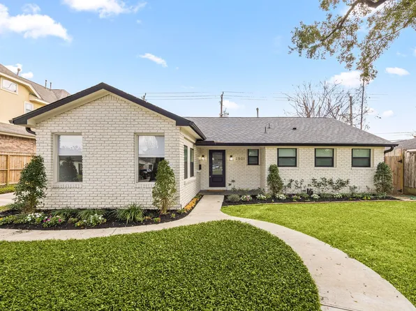 2501 Briarhurst Dr, Houston, TX 77057