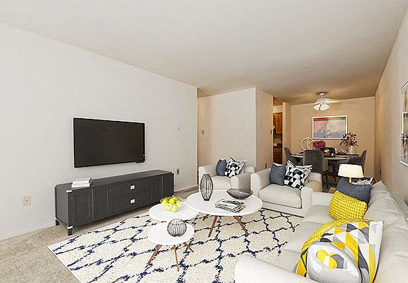 4th image of 1342 W Wyomissing Blvd #54L
