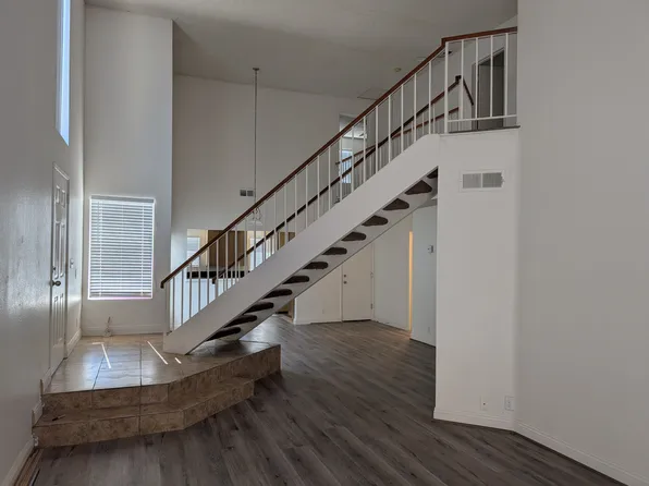 673 Woodcrest St #B, Lake Elsinore, CA 92530