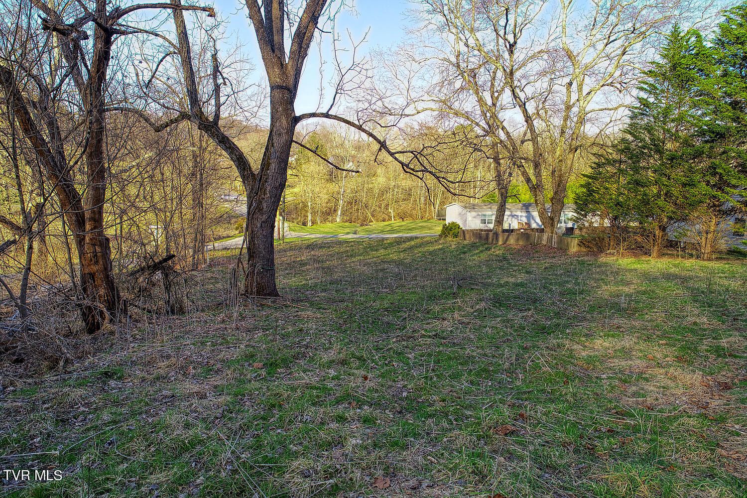 135 Old Fall Creek Rd, Blountville, TN 37617 MLS 9962530 Zillow