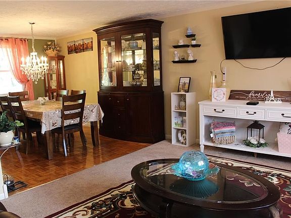 5th image of 58 Blackwell Ln
