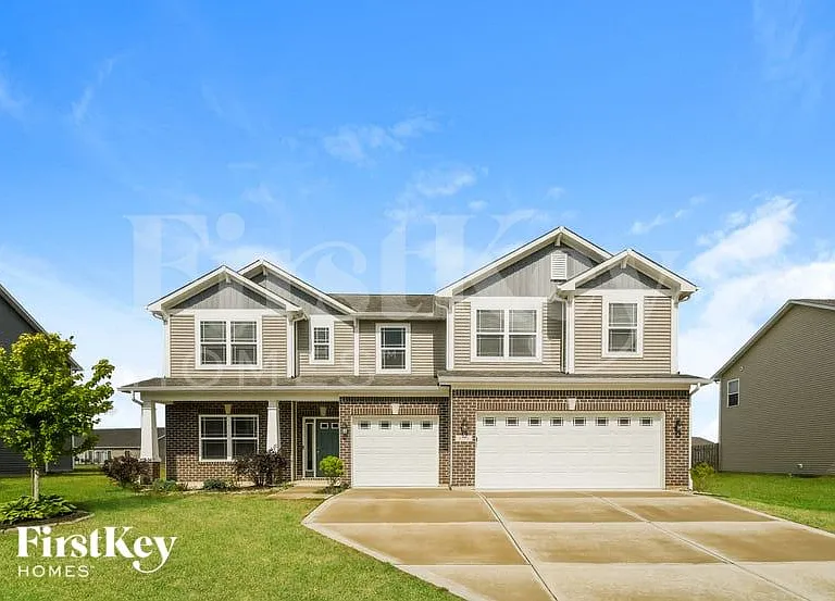 1771 Foudray Cir N — Photo 1