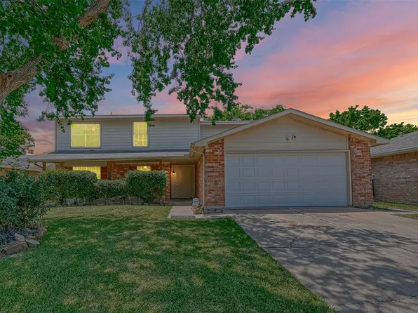 9910 Towne Brook Lane, Sugar Land, TX 77498