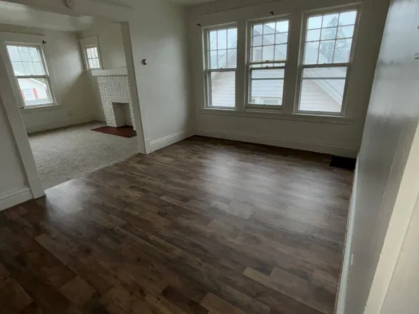 512 E Hillcrest Ave, New Castle, PA 16105