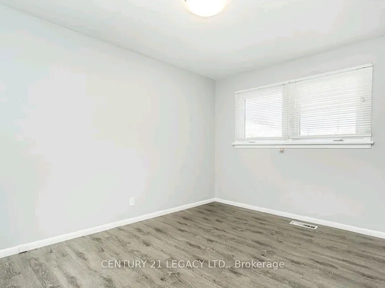62 Woodelm Dr — Photo 13