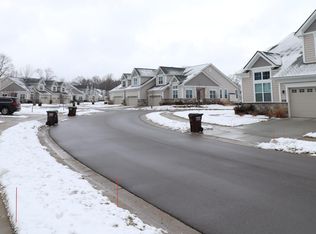 2643 Oxford Cir, Ann Arbor, MI