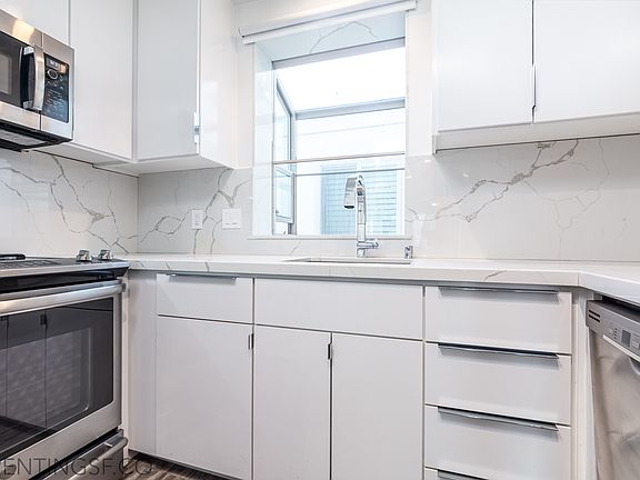 4th image of 1884 Greenwich St APT 303