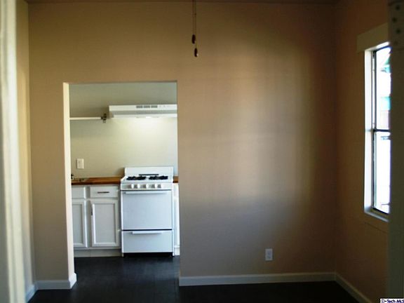3rd image of 1430 W 60th St