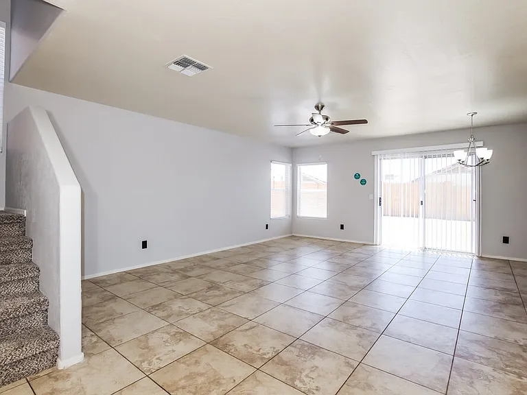 22807 W Gardenia Dr — Photo 5