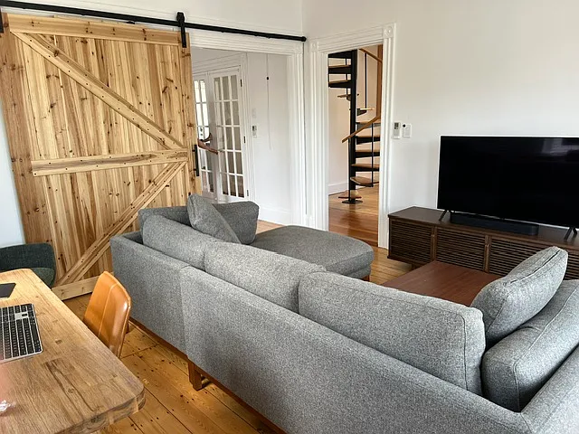 25 Ballard St #2 — Photo 5