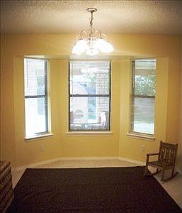 5th image of 3112 N Washington Ave