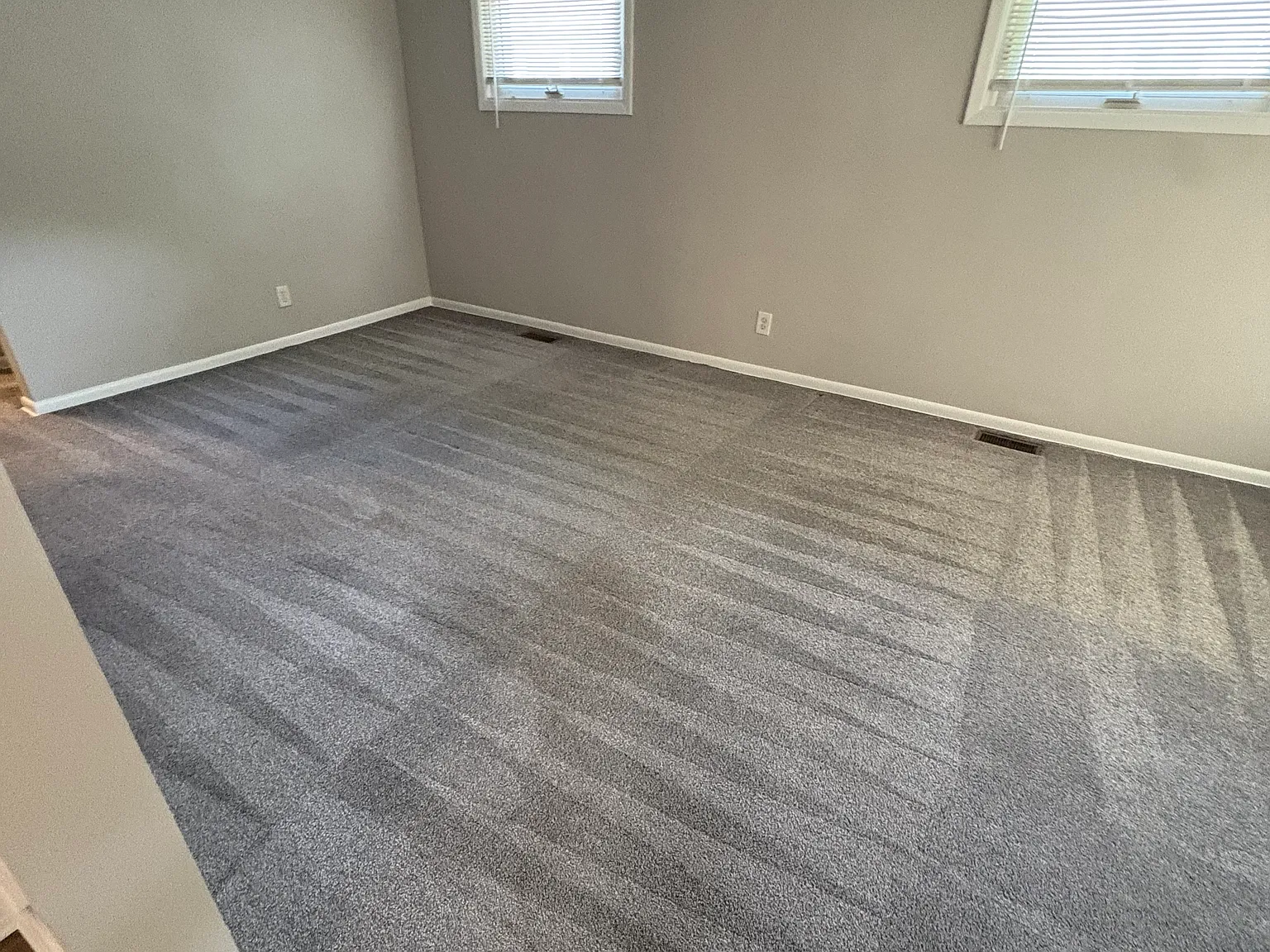 3 bed, 864 sqft, $1,750 — Photo 2