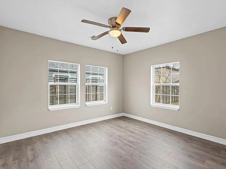 5244 Leeland St #A — Photo 10