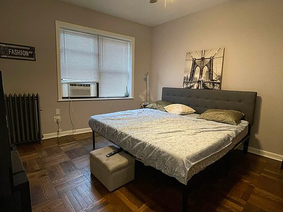 3rd image of 6 Nicholas St #3C