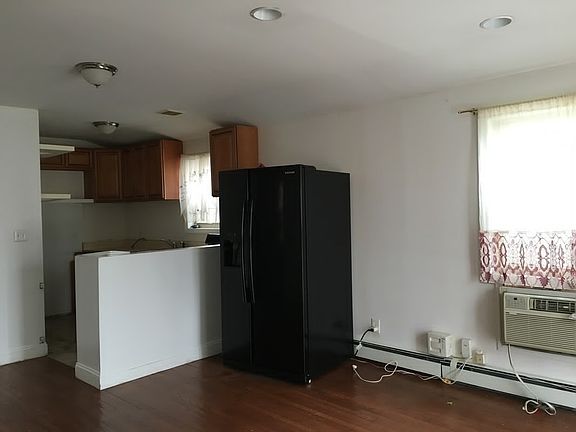 4th image of 20016 116th Ave #2