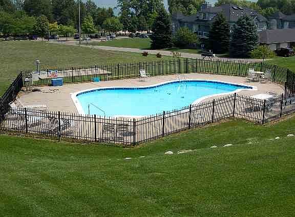 2nd image of 1022 Marina Bluff Dr