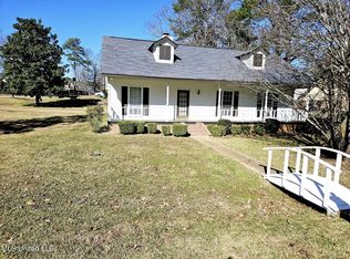 33 Brock Dr, Jackson, MS 39272