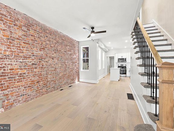 4th image of 3345 Amber St